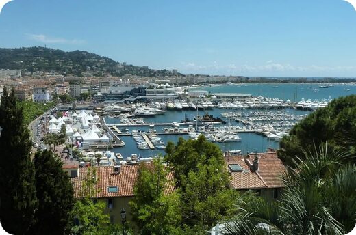 Cannes, entre lumière et légende